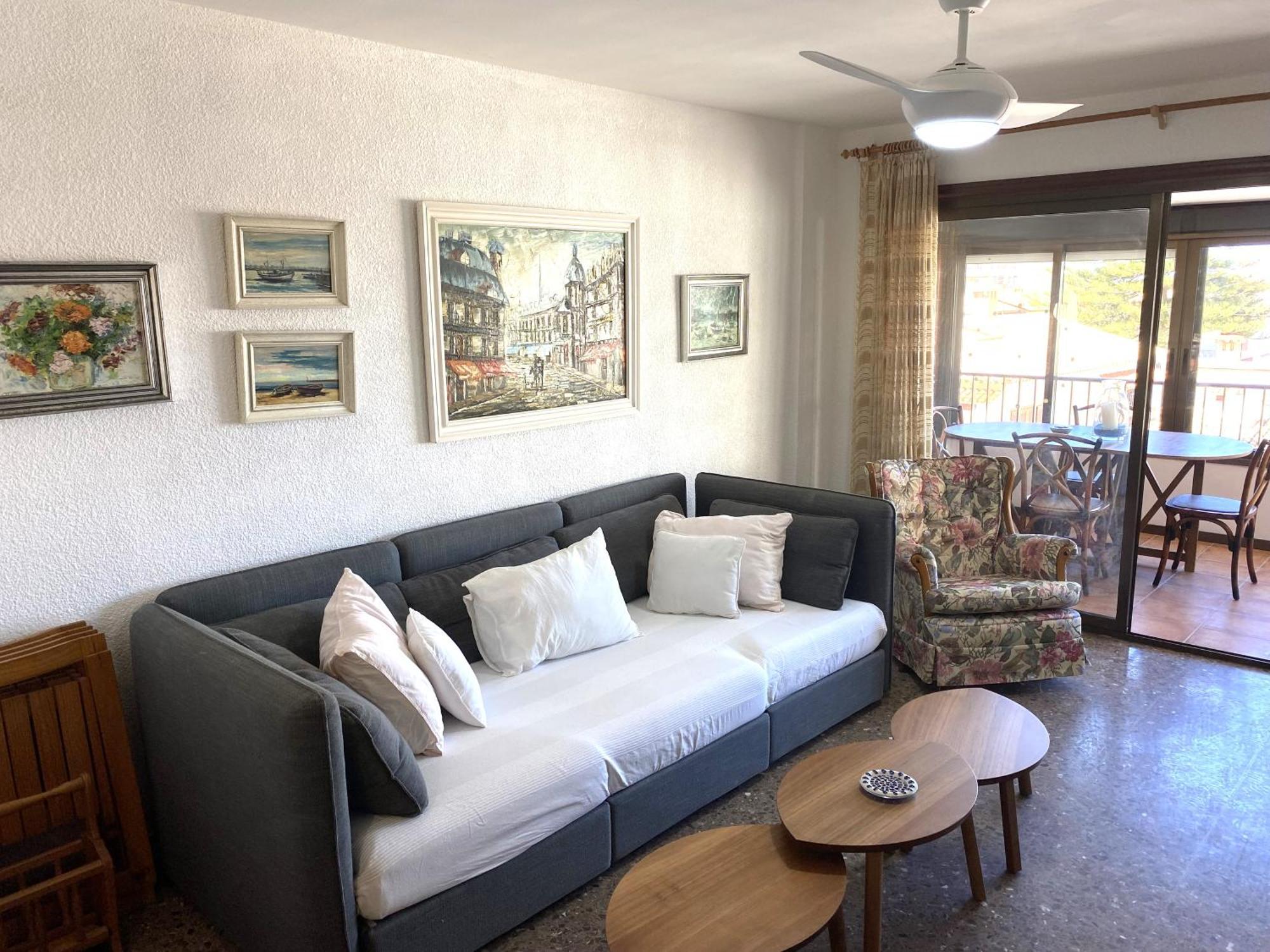 Peaceful Apartment In A Beachfront Complex 마레니 블라우 외부 사진